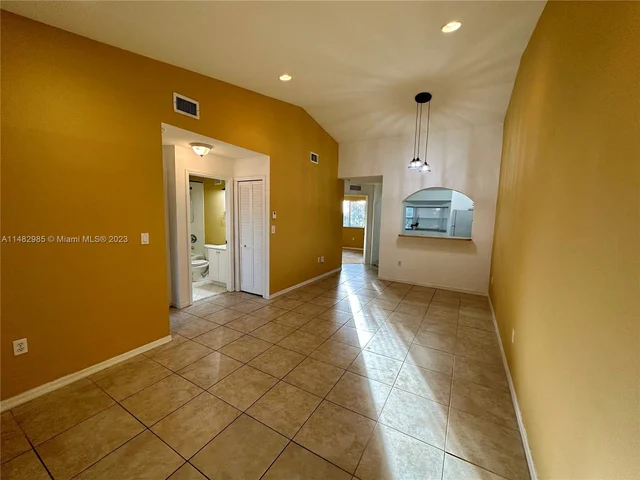 2920 SE 12th Rd # 30, Homestead FL 33035