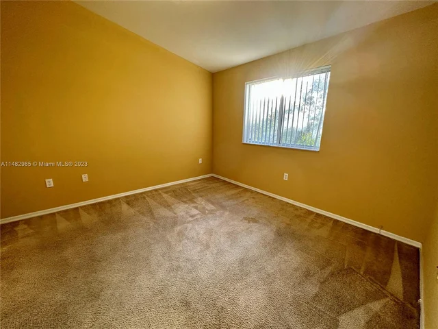 2920 SE 12th Rd # 30, Homestead FL 33035