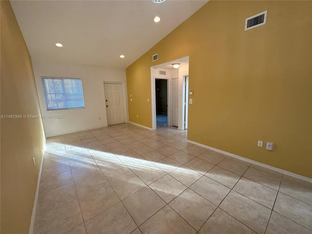 2920 SE 12th Rd # 30, Homestead FL 33035