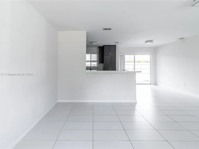 11940 SW 81st Rd # 1, Pinecrest FL 33156