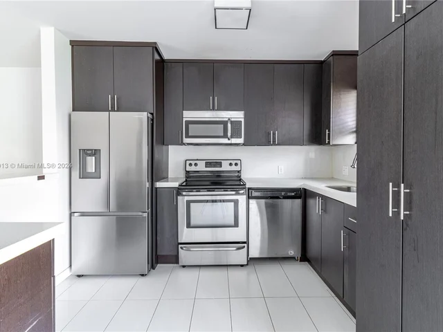 11940 SW 81st Rd # 1, Pinecrest FL 33156