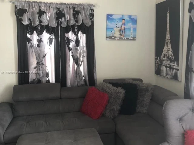 16000 NW 20th Ave, Miami Gardens FL 33054