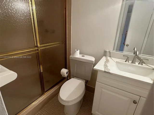 7400 NW 4th Pl # 106, Margate FL 33063