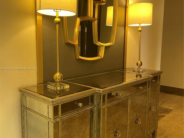 1800 NE 114th St # 1201, Miami FL 33181