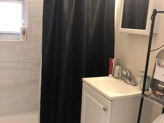 15960 NW 20th Ave, Miami Gardens FL 33054