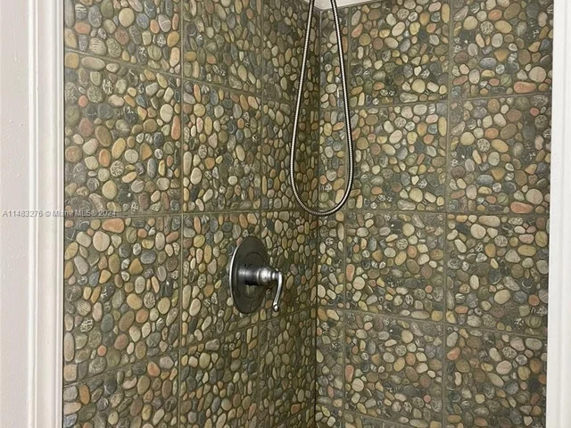 4721 NW 7th St # 12, Miami FL 33126