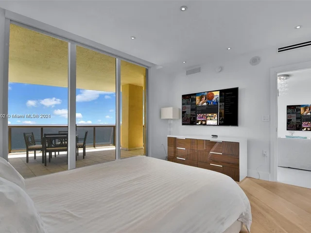 16275 Collins Ave # 2601, Sunny Isles Beach FL 33160