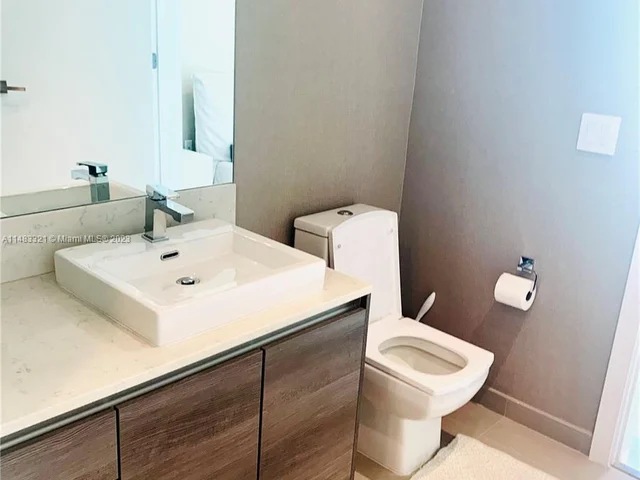 1080 Brickell Ave # 4009, Miami FL 33131