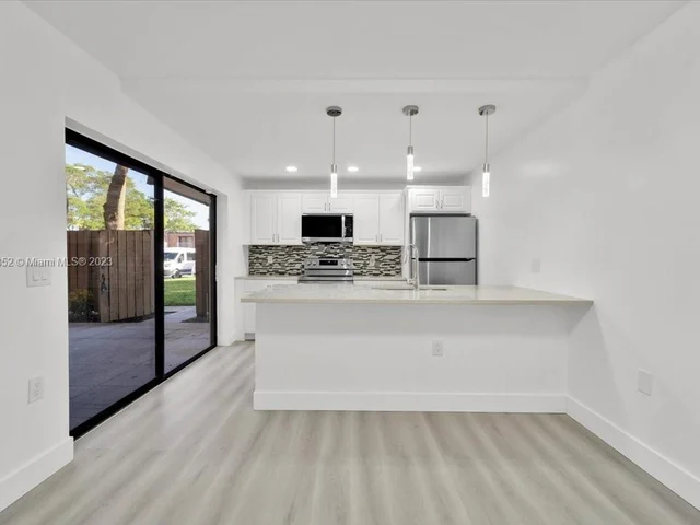 736 Mill Valley Pl # 736, West Palm Beach FL 33409