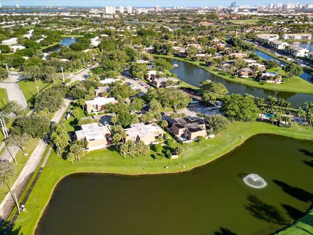 736 Mill Valley Pl # 736, West Palm Beach FL 33409