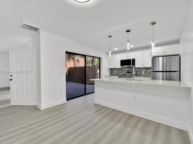 736 Mill Valley Pl # 736, West Palm Beach FL 33409