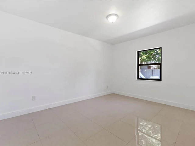 775 81st St, Miami Beach FL 33141