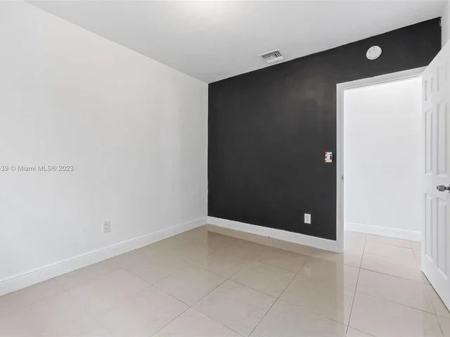 775 81st St, Miami Beach FL 33141