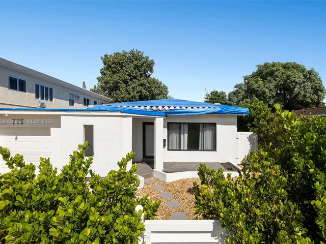 775 81st St, Miami Beach FL 33141