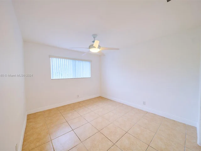 1431 Coolidge St, Hollywood FL 33020