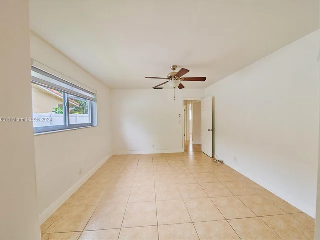 1431 Coolidge St, Hollywood FL 33020