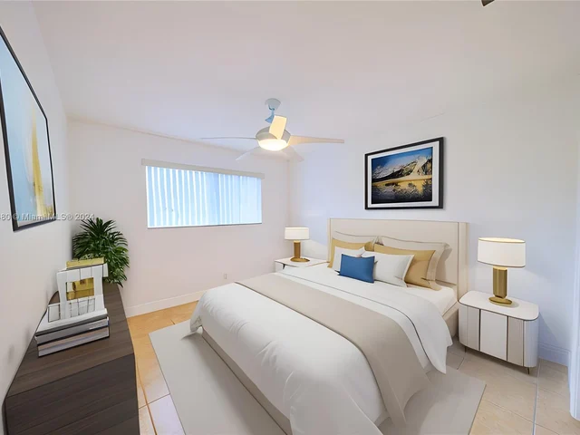 1431 Coolidge St, Hollywood FL 33020