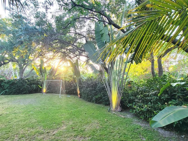 6200 SW 118th St, Pinecrest FL 33156