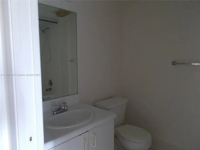 800 SW 137th Ave # 104G, Pembroke Pines FL 33027