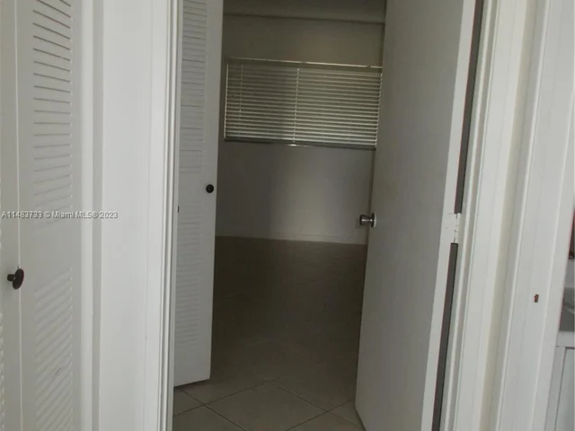 800 SW 137th Ave # 104G, Pembroke Pines FL 33027