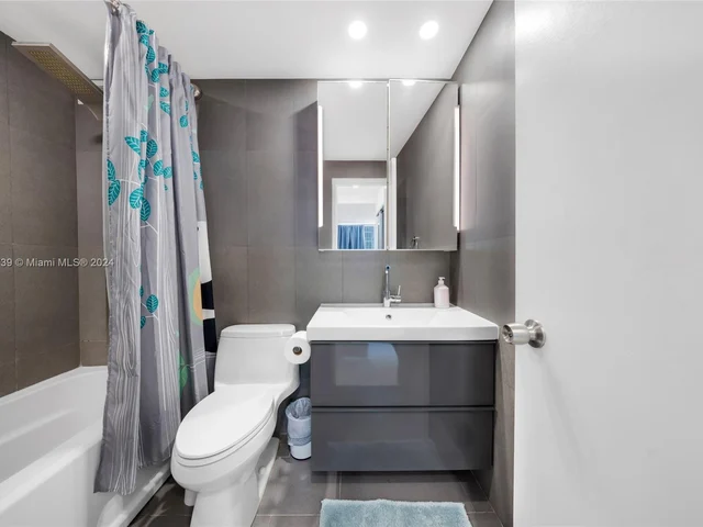 3505 S Ocean Dr # 1019, Hollywood FL 33019