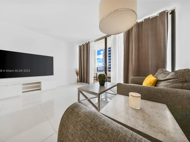 3505 S Ocean Dr # 1019, Hollywood FL 33019