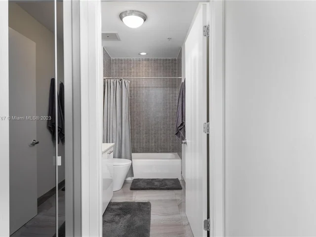 3470 E Coast Ave # H2303, Miami FL 33137