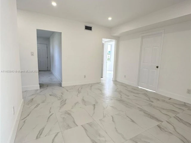 3025 NW 8th Ave # 1, Miami FL 33127