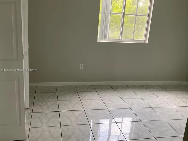 6045 NW 186th St # 302, Hialeah FL 33015