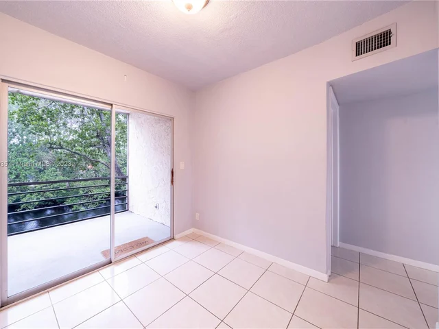 1400 NE 57th St # 205, Fort Lauderdale FL 33334