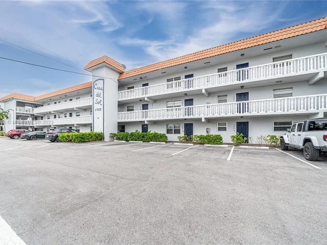 1400 NE 57th St # 205, Fort Lauderdale FL 33334