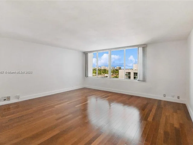 1000 West Ave # 905, Miami Beach FL 33139