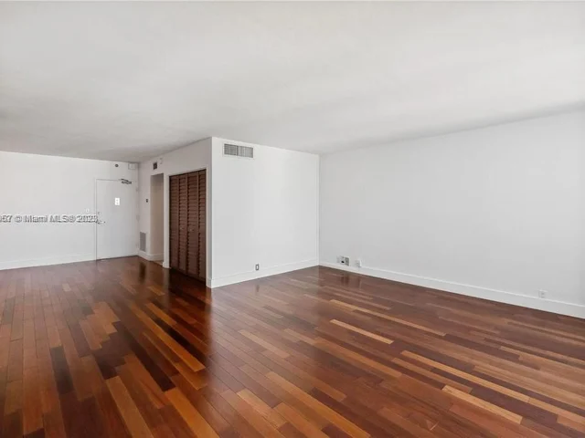 1000 West Ave # 905, Miami Beach FL 33139