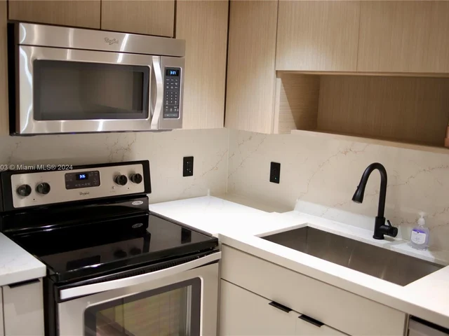 2829 Indian Creek Dr # 603, Miami Beach FL 33140