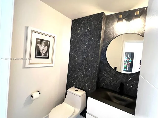 2829 Indian Creek Dr # 603, Miami Beach FL 33140