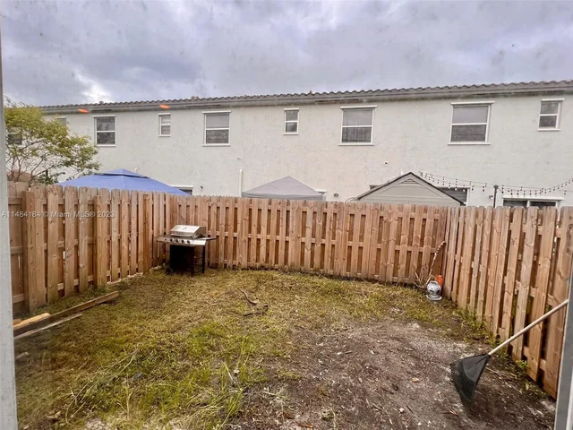 1776 SE 27th Rd # 1776, Homestead FL 33035