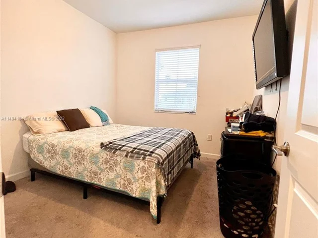 1776 SE 27th Rd # 1776, Homestead FL 33035