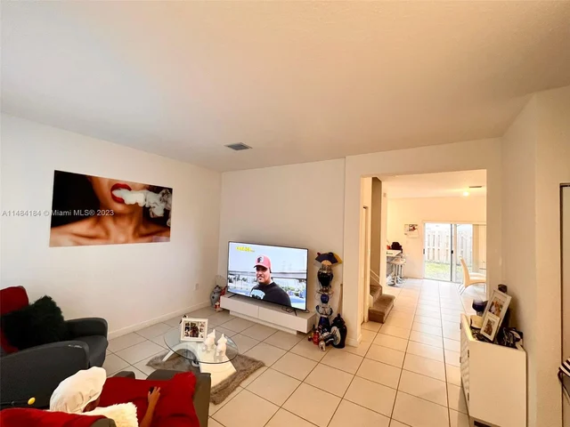 1776 SE 27th Rd # 1776, Homestead FL 33035