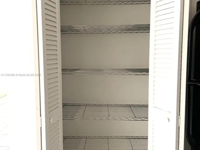 2200 Taylor St # 106, Hollywood FL 33020