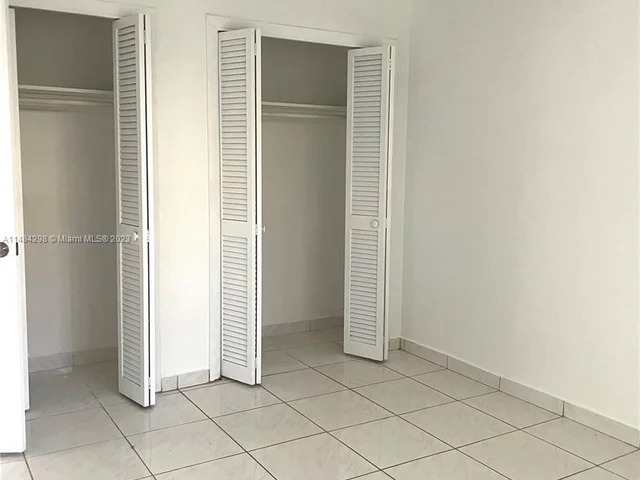 2200 Taylor St # 106, Hollywood FL 33020