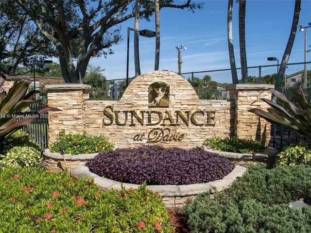 2900 S University Dr # 9203, Davie FL 33328