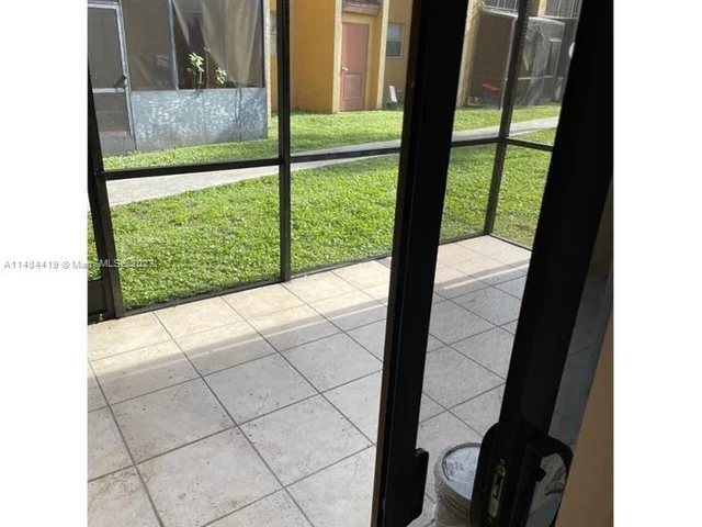 4511 Treehouse Ln # B, Tamarac FL 33319