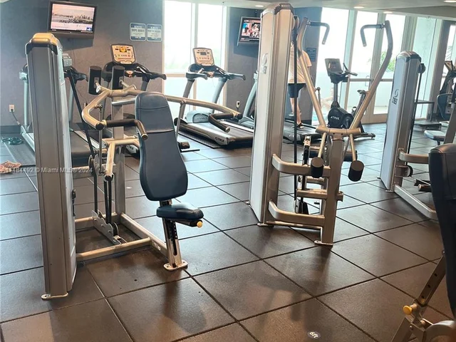 7900 Harbor Island Dr # 1404, North Bay Village FL 33141