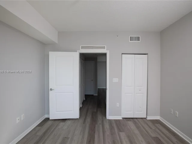 7900 Harbor Island Dr # 1404, North Bay Village FL 33141