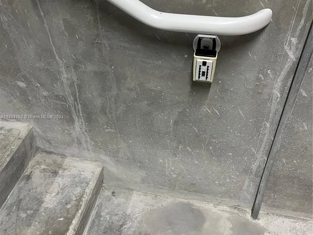 7900 Harbor Island Dr # 1404, North Bay Village FL 33141