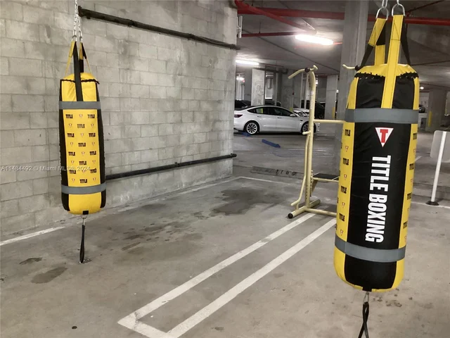 7900 Harbor Island Dr # 1404, North Bay Village FL 33141