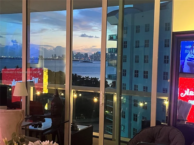 7900 Harbor Island Dr # 1404, North Bay Village FL 33141