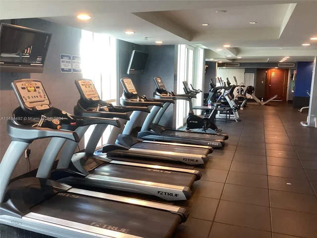 7900 Harbor Island Dr # 1404, North Bay Village FL 33141