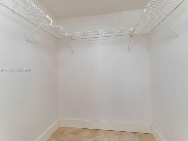 8060 N Colony Cir N # 204, Tamarac FL 33321