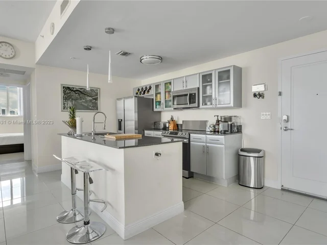 1871 NW S River Dr, Miami FL 33125